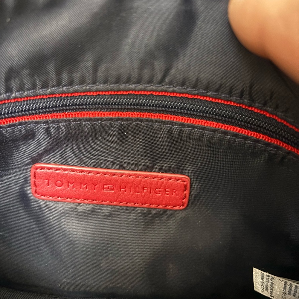 Tommy Hilfiger‎ Women's Navy and Red Crossbody Bag - Picture 4 of 6